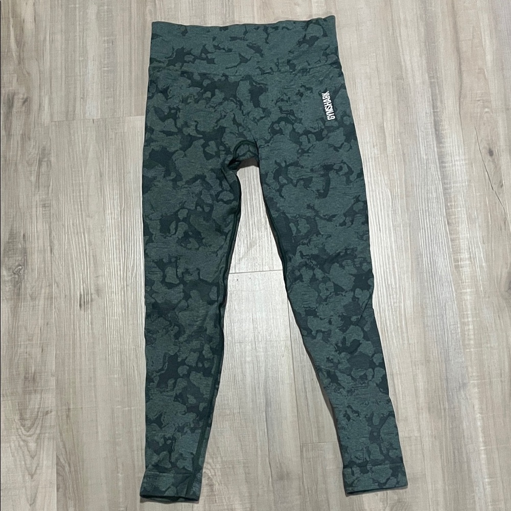 Gymshark Adapt Camo Obsidian Green